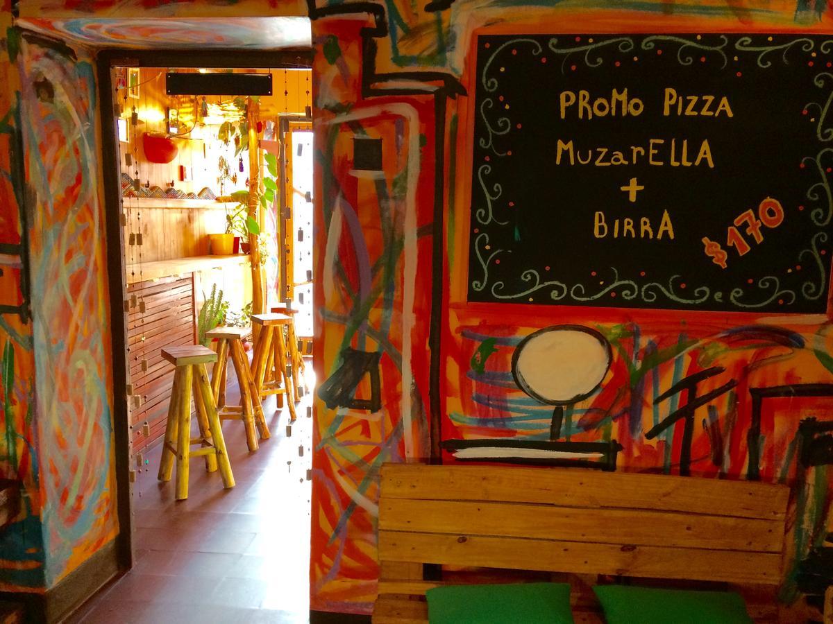 هوماهواكا La Puerta Verde Hostel & Bar المظهر الخارجي الصورة