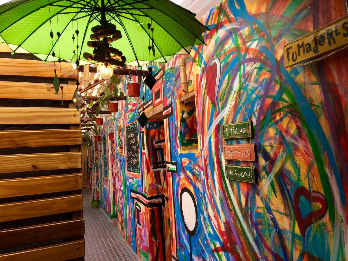 هوماهواكا La Puerta Verde Hostel & Bar المظهر الخارجي الصورة