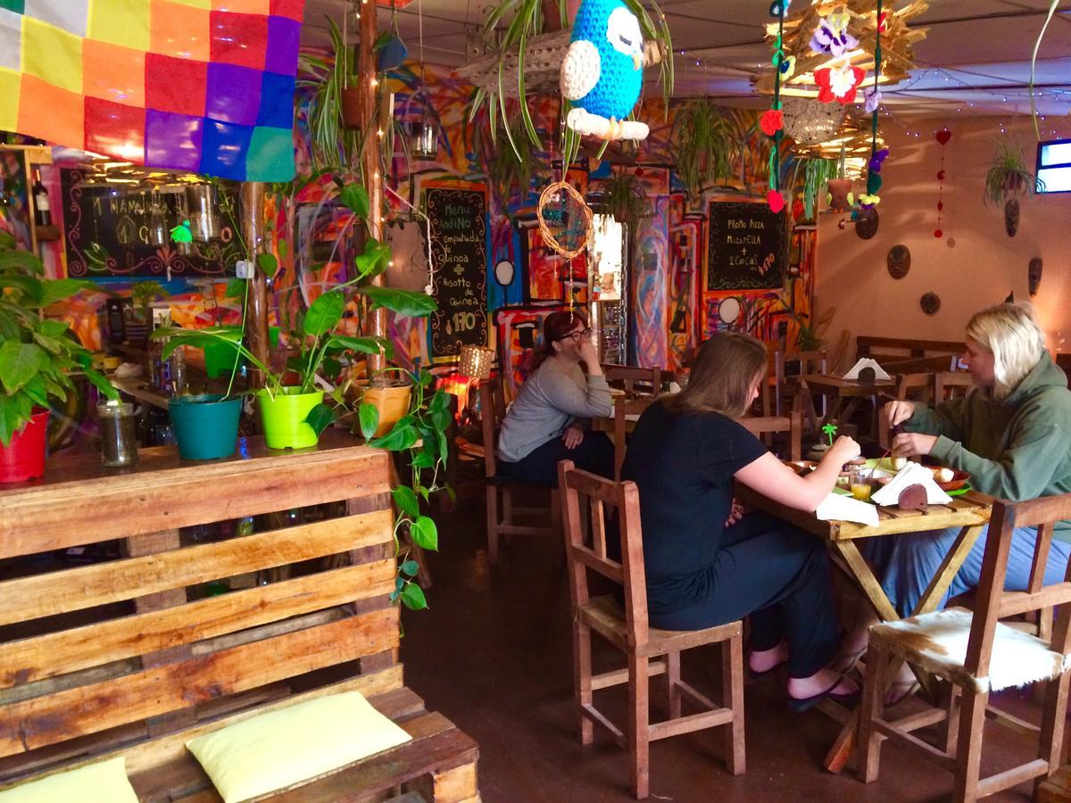 هوماهواكا La Puerta Verde Hostel & Bar المظهر الخارجي الصورة